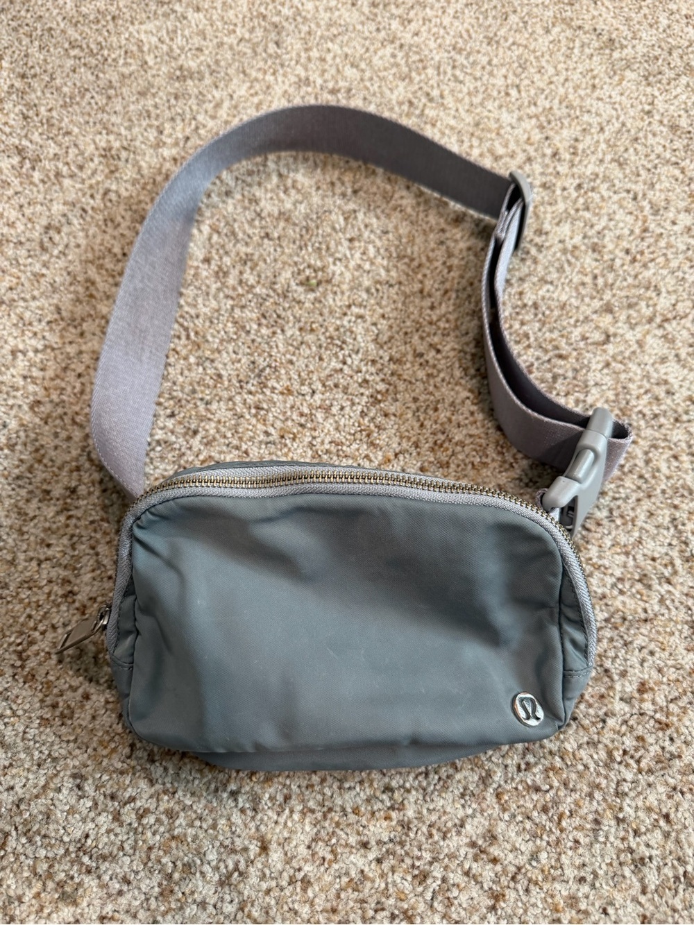 Lululemon Everywhere Belt Bag